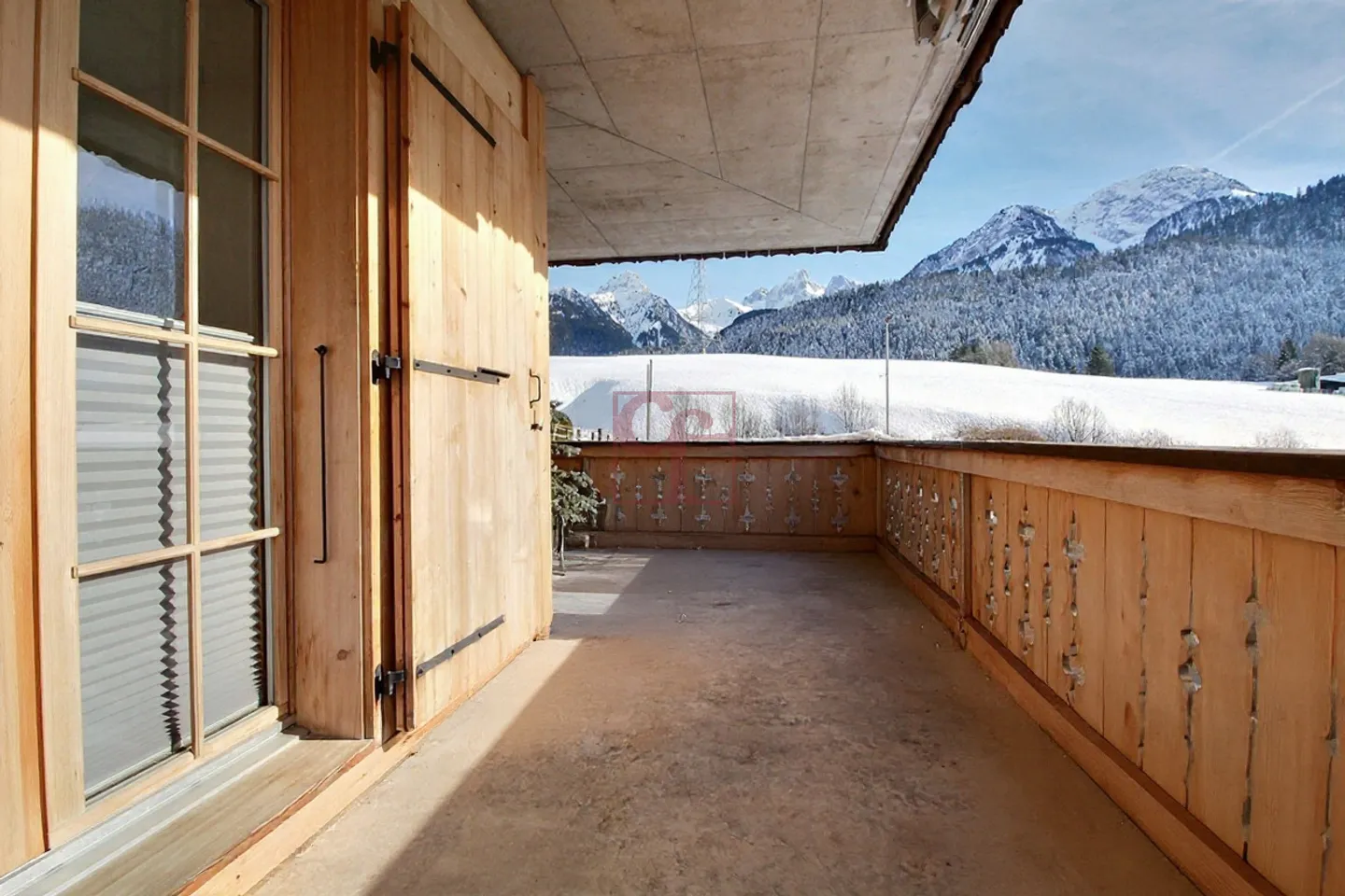 Château-d'Oex - Appartamento molto bello di 4,5 locali con grande balcone - Foto 12 di 13