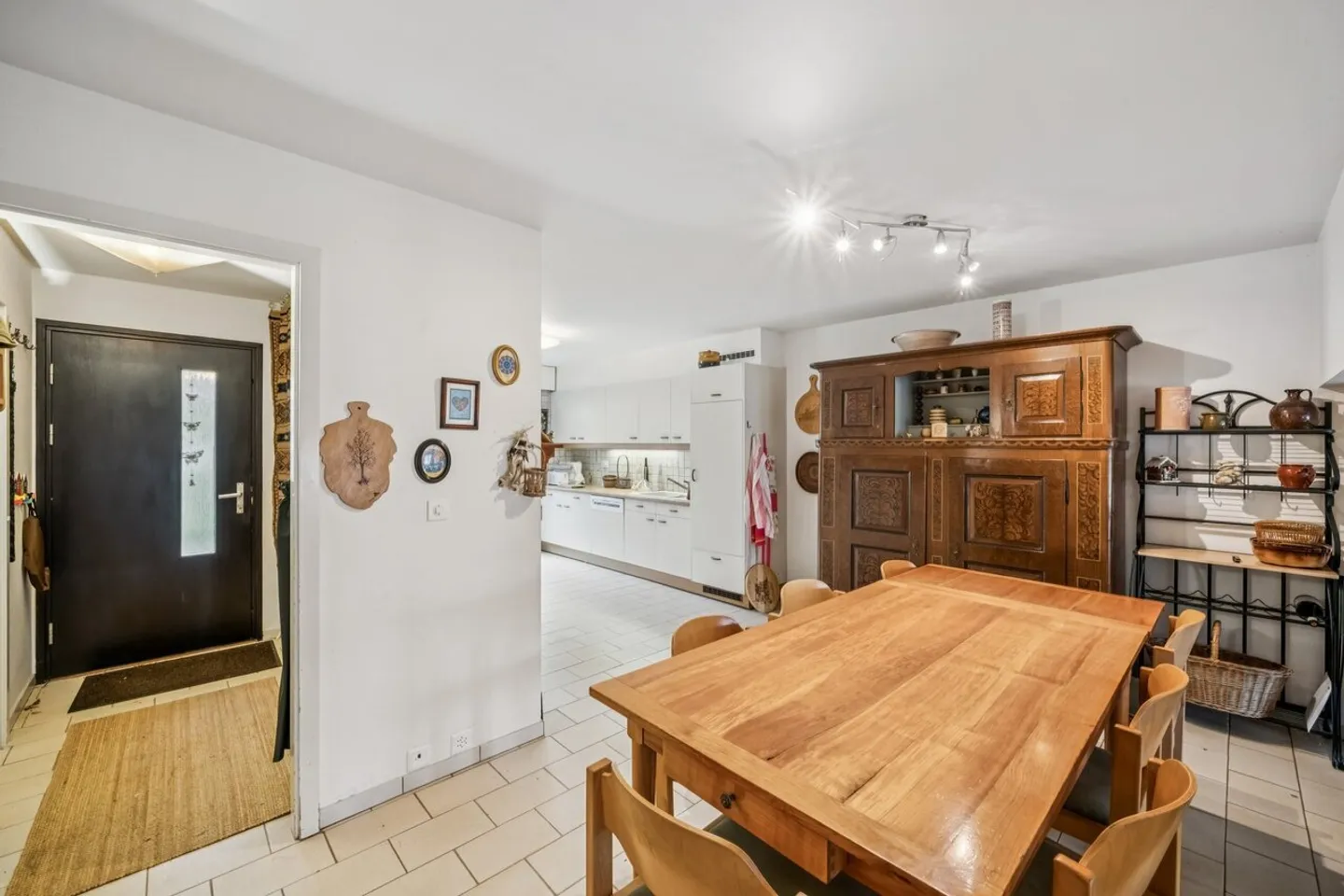 Familienfreundliches Doppelhaus - Foto 3 von 10