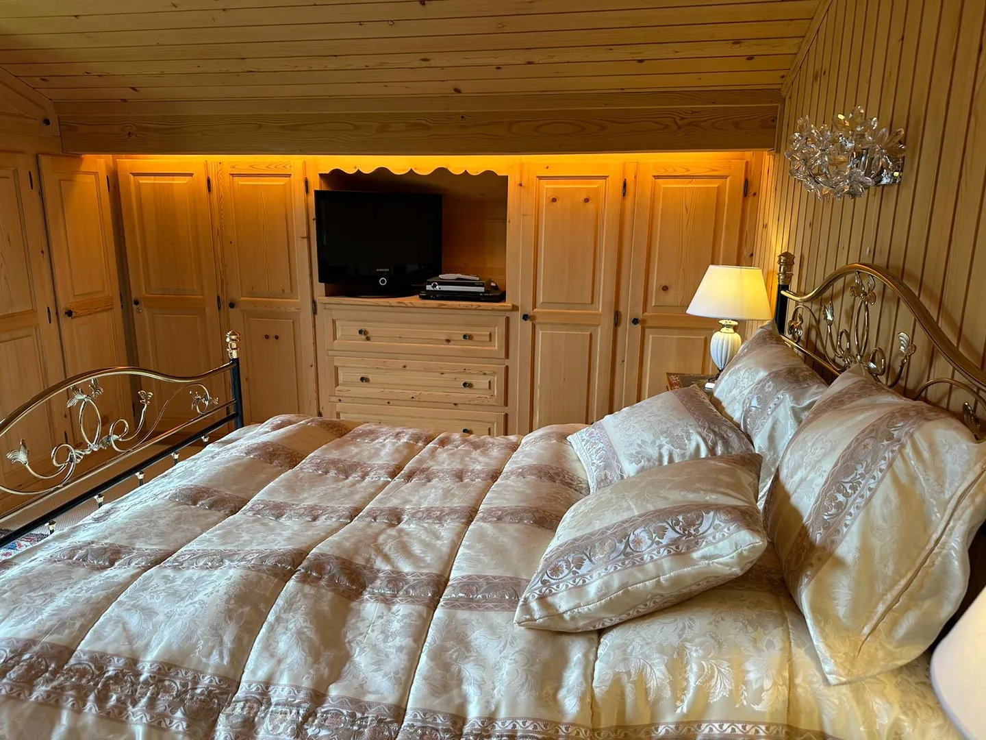 Charmantes Alpenchalet mit Garten und separater Einheit - Foto 12 von 41