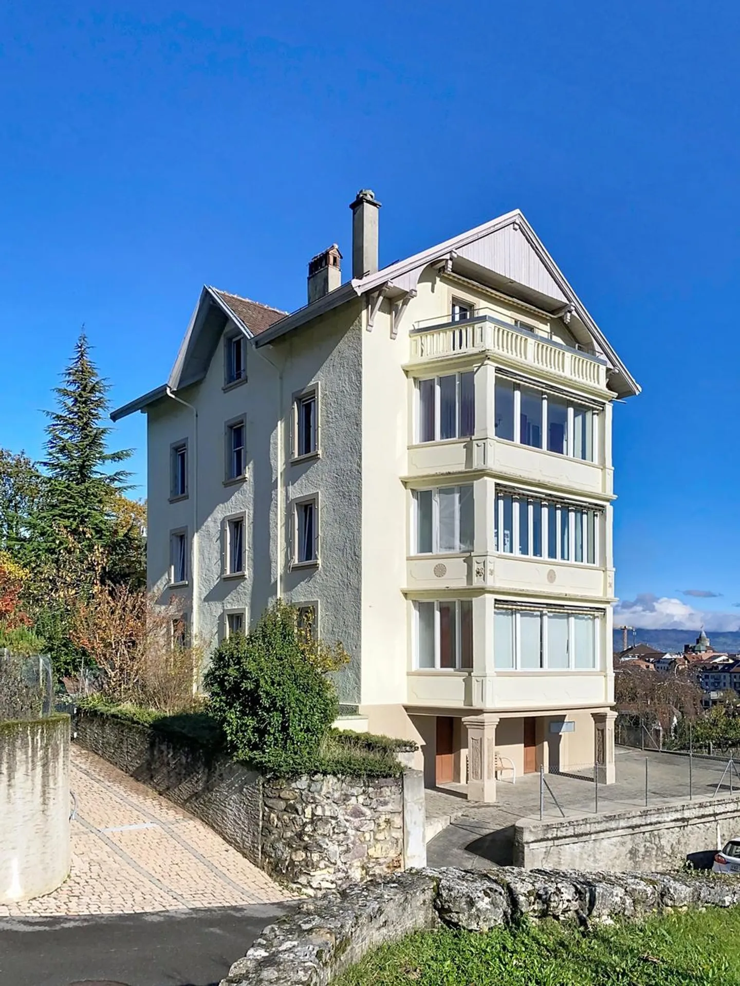 Appartement de 6.5 pièces au coeur du Ruz à Orbe - Photo 1 sur 9