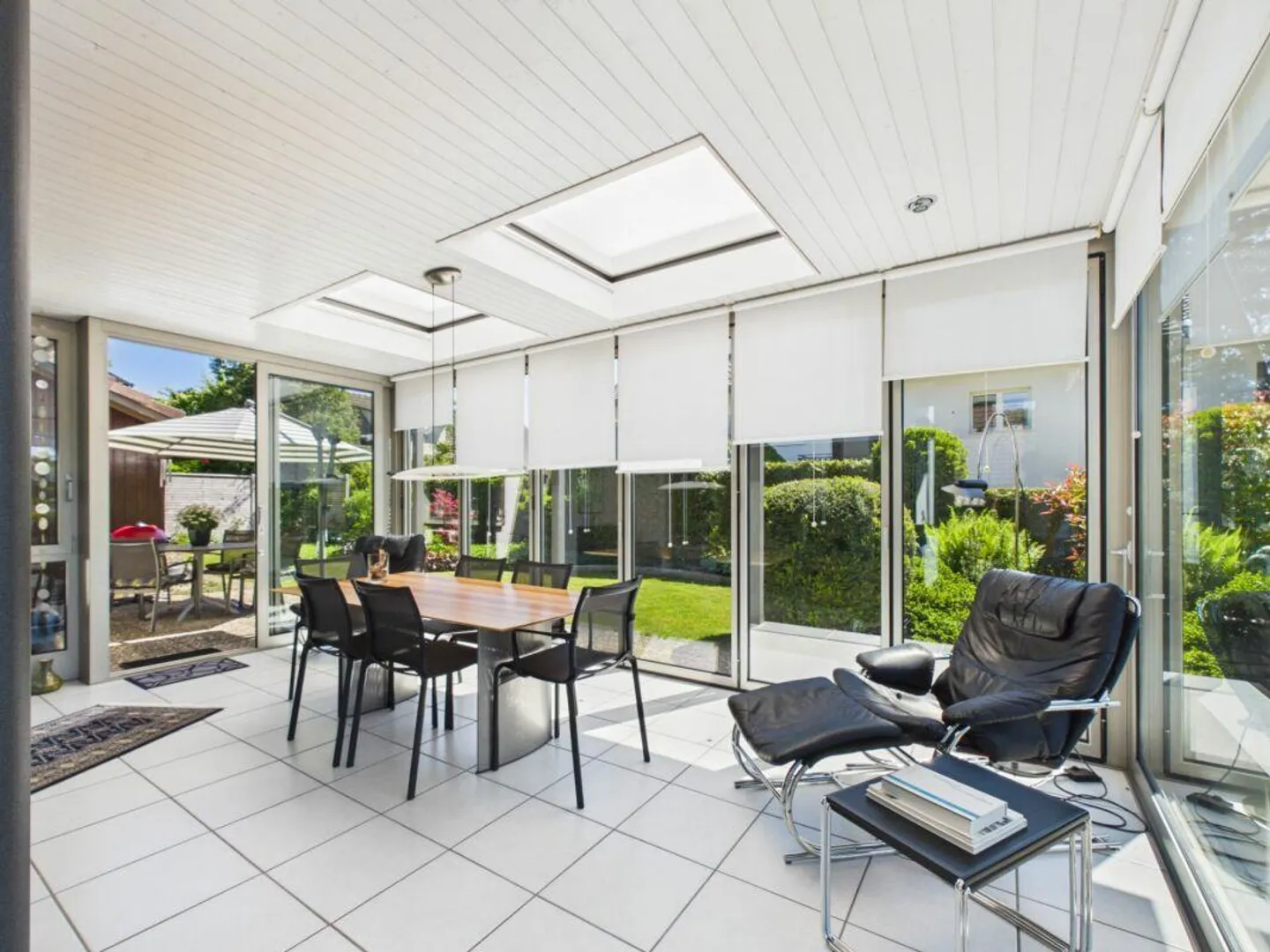 Casa unifamiliare indipendente di 5,5 locali con giardino soleggiato - Foto 5 di 10