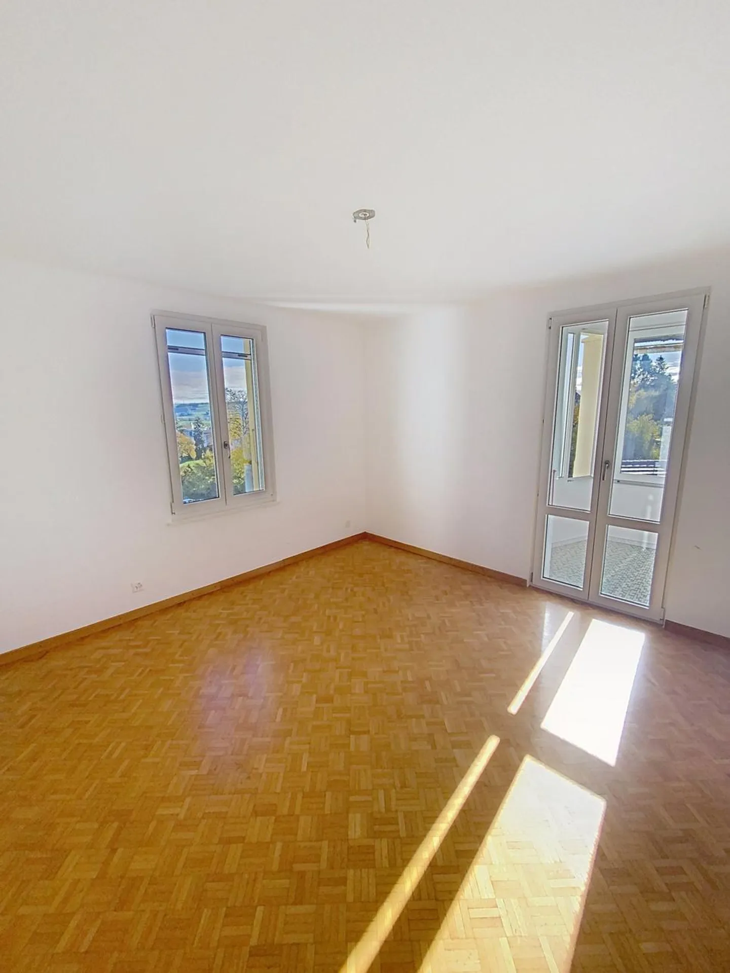 Appartement de 6.5 pièces au coeur du Ruz à Orbe - Photo 4 sur 9