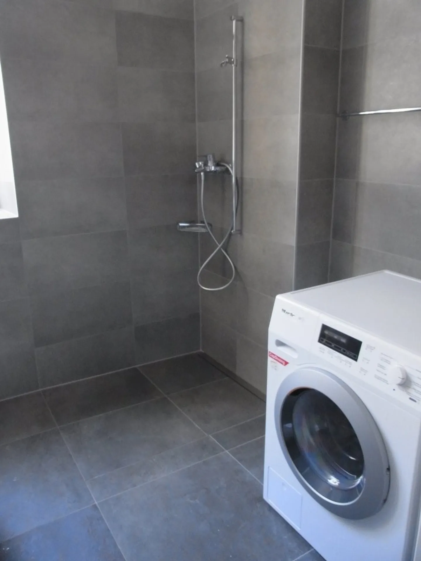 COMFORTABLE APARTMENT IDEAL FOR PEOPLE WITH REDUCED MOBILITY - Photo 5 of 6