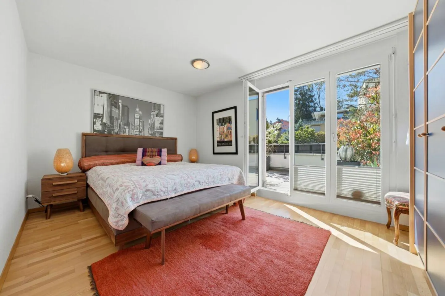 Au-dessus des toits de Dielsdorf : Bijou de toit luxueux avec vue dégagée... - Photo 5 sur 13