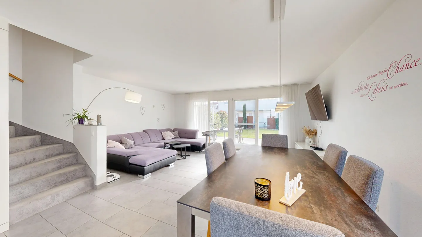 6.5-Room Corner House in Leasehold with Parking Space - Photo 6 of 19