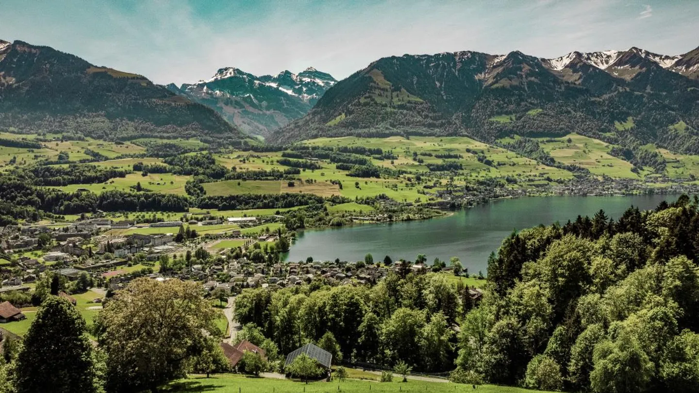 Appartamento in vendita - Foto 2 di 5