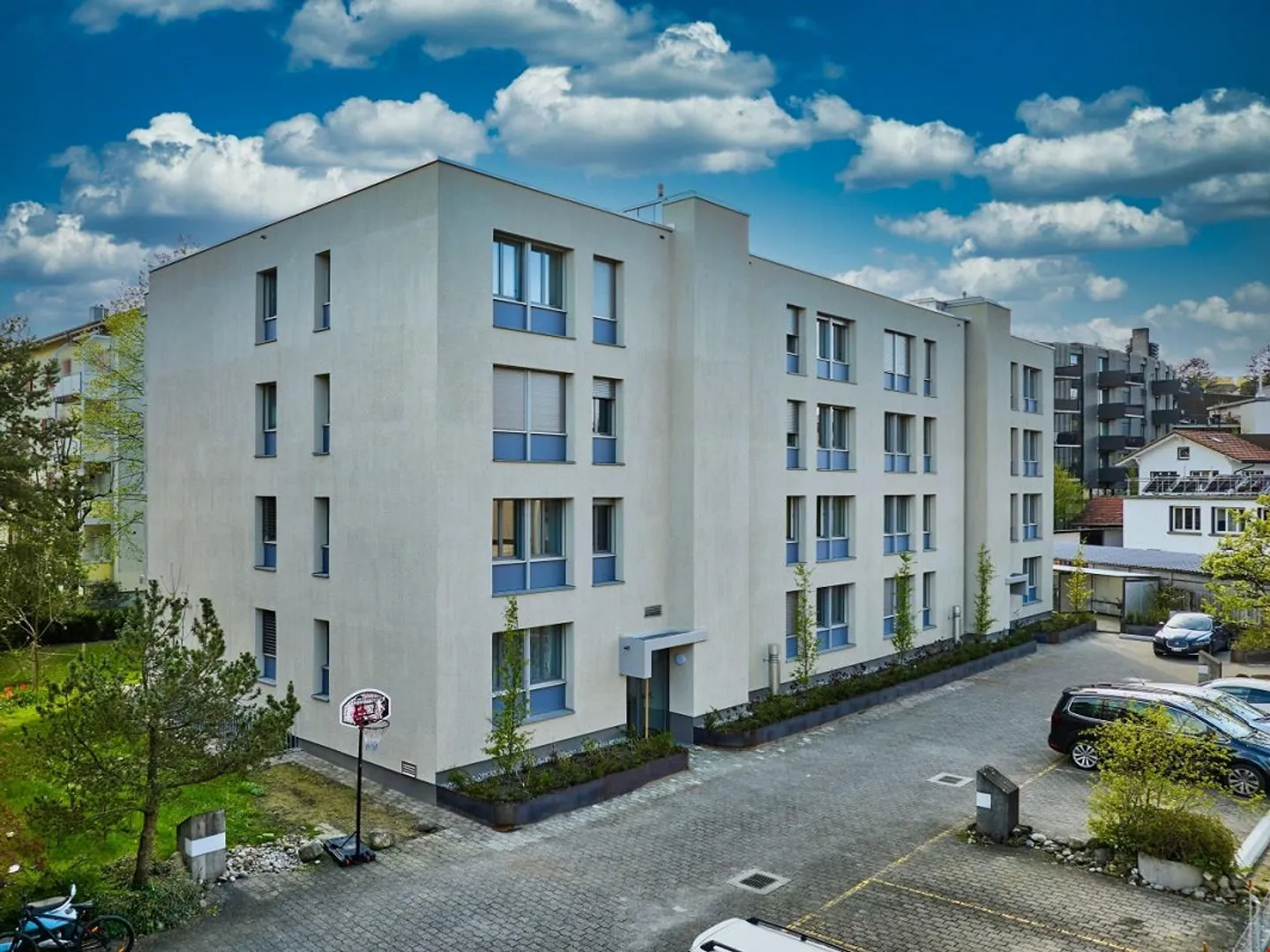 Bellissimo appartamento con 1 camera a Liebefeld - Foto 1 di 8