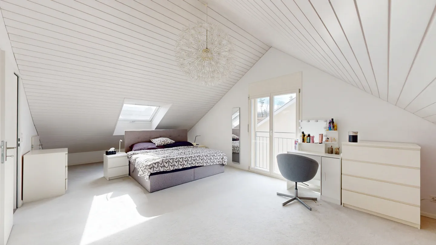 6.5-Room Corner House in Leasehold with Parking Space - Photo 15 of 19