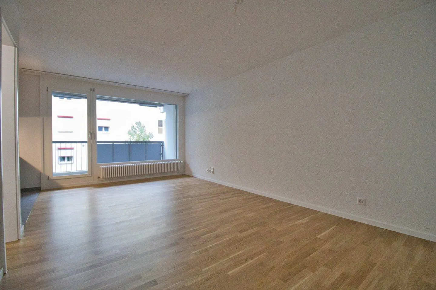 Bellissimo appartamento con 1 camera a Liebefeld - Foto 4 di 8