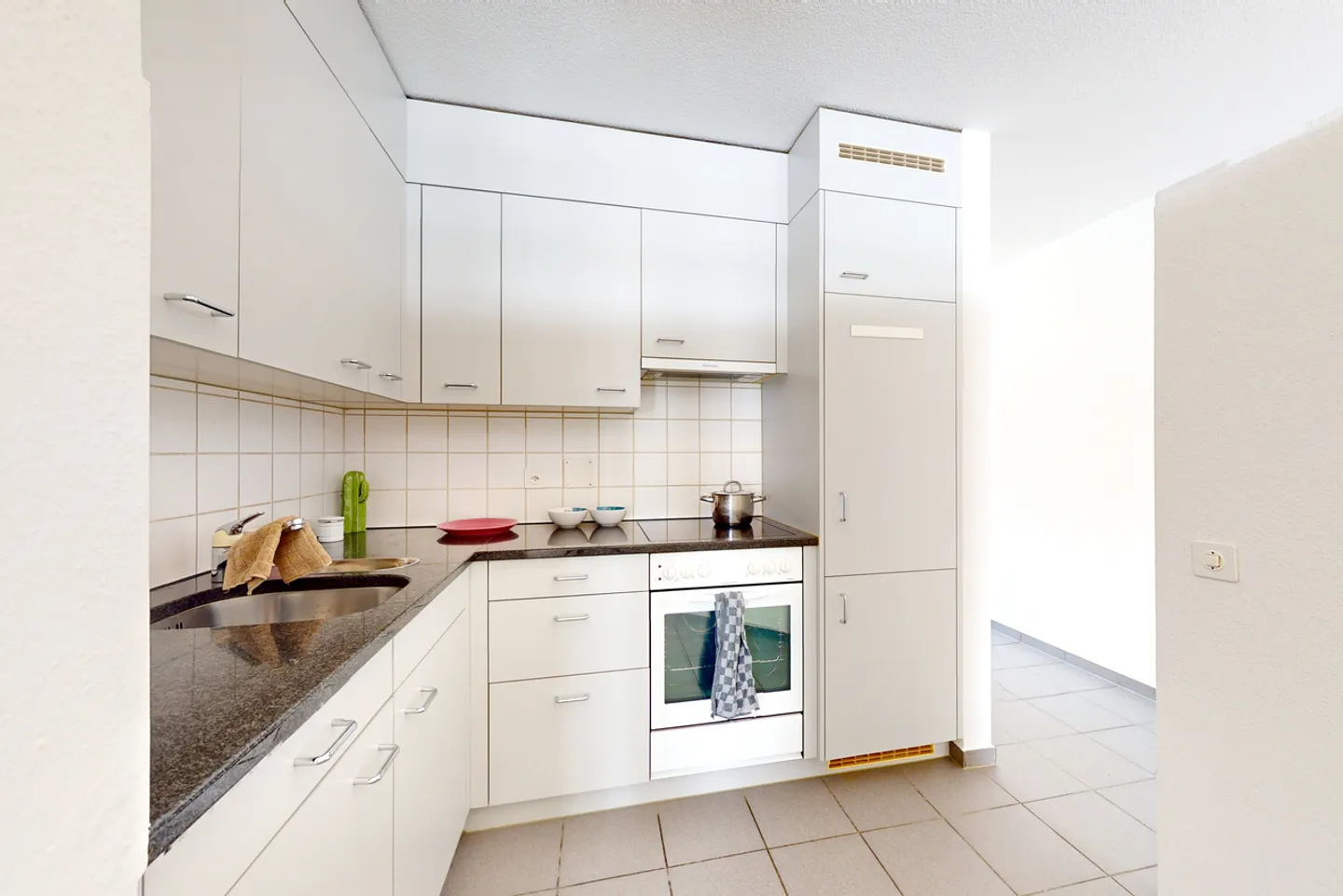 Grosszügiges Wohnen - in drei Gehminuten am Aaremürli - Photo 5 sur 9