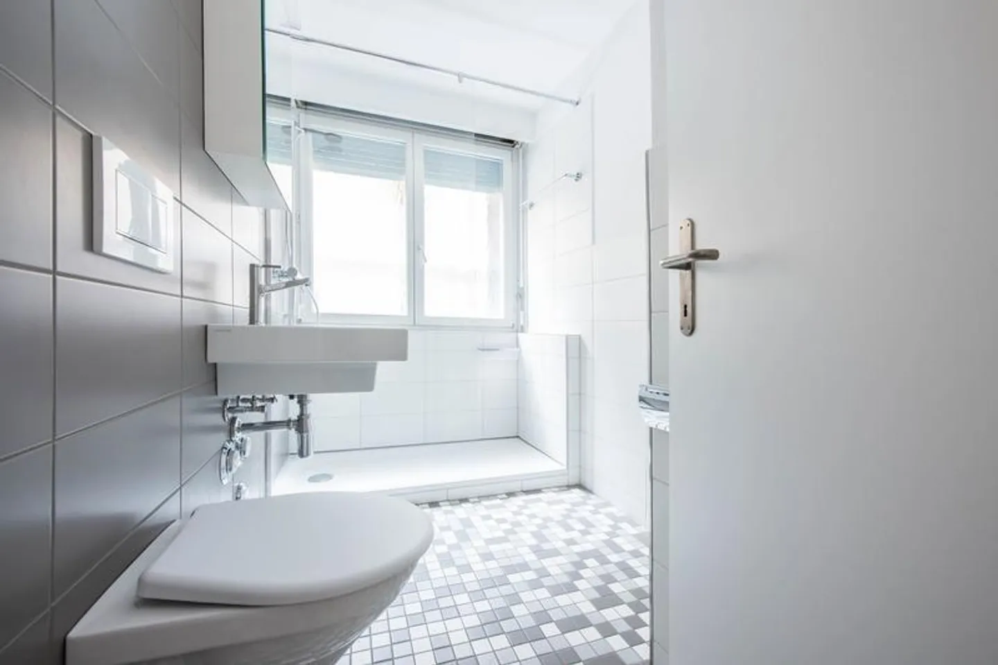 Central Apartment in Ascona! - Photo 4 of 5