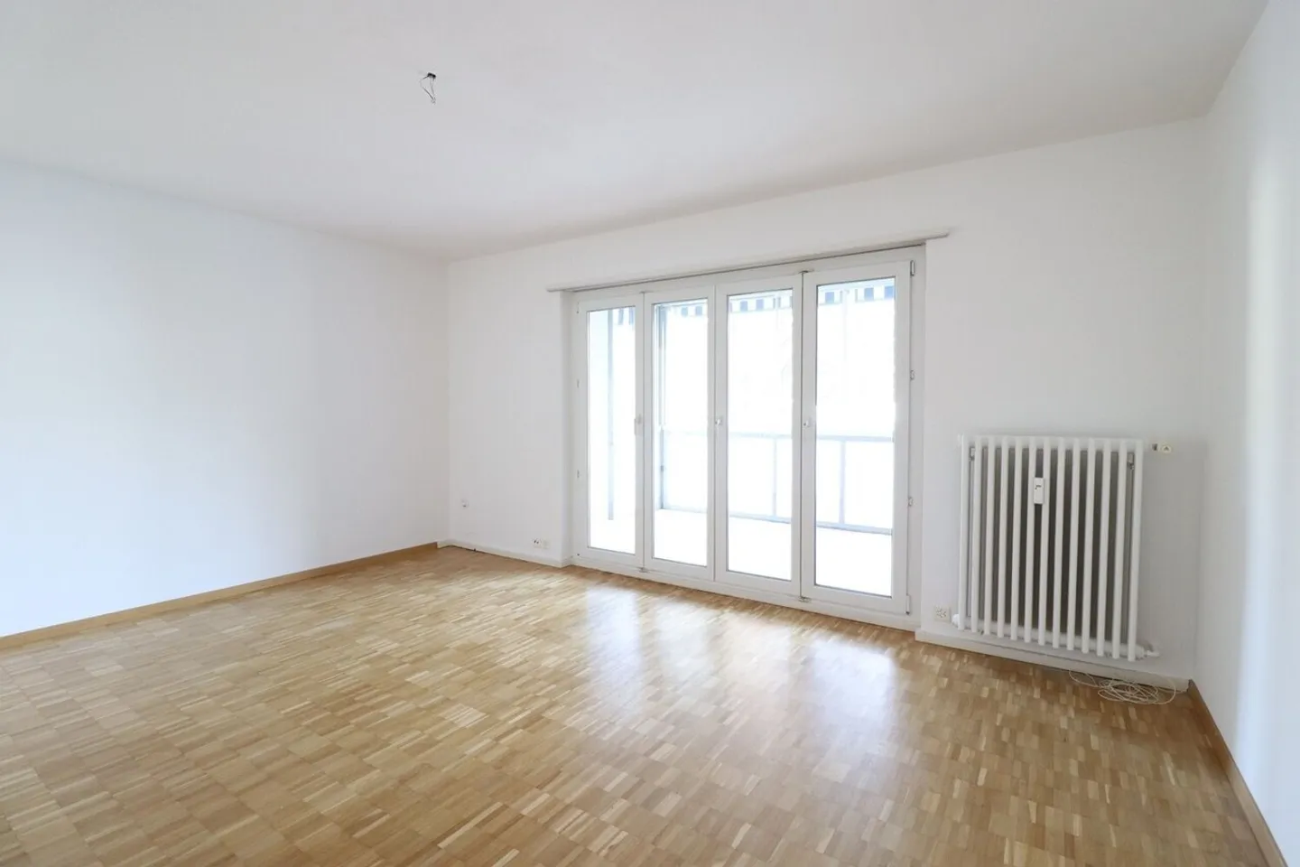 Schöne 4,5-Zimmer-Wohnung im 1. Stock - Foto 3 von 10