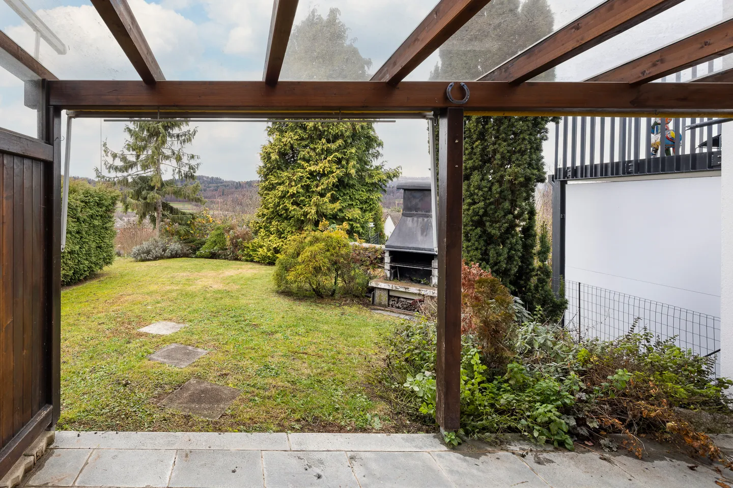 Semi-detached house for sale - Photo 3 of 14