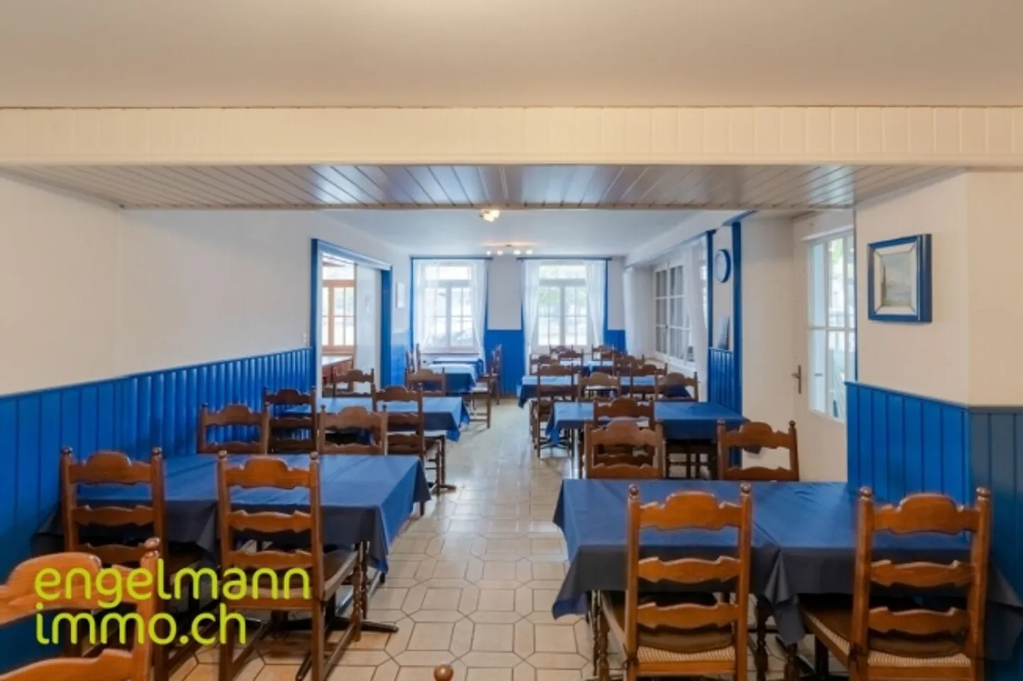 «Immeuble locatif avec restaurant / Mehrfamilienhaus mit Restaurant» - Photo 6 sur 14