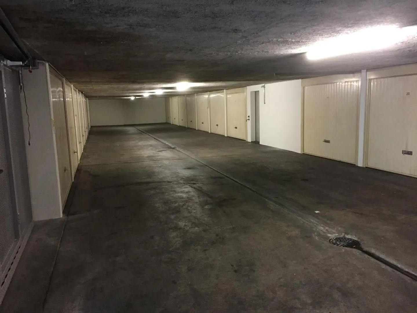 Parking search was yesterday - Your new garage box - Photo 4 of 4