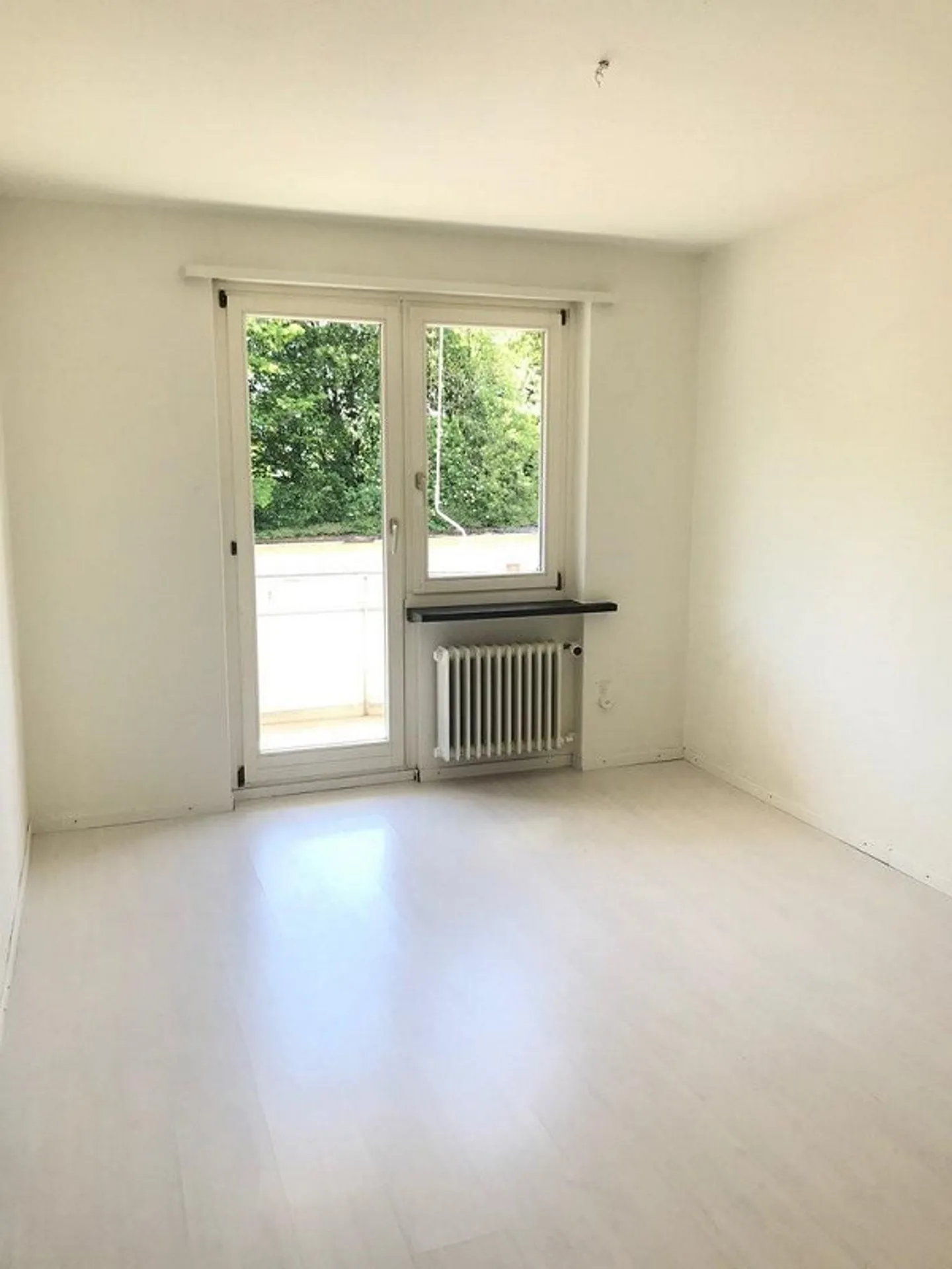 Central Apartment in Männedorf - Photo 3 of 5