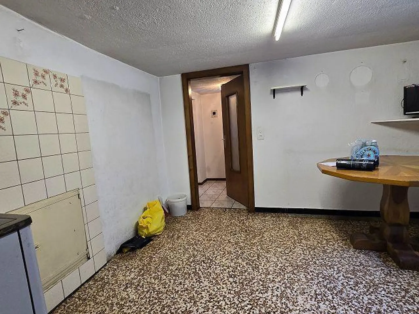 Maison de village 4 1/2 pièces avec jardin dans un emplacement très beau / C... - Photo 8 sur 36