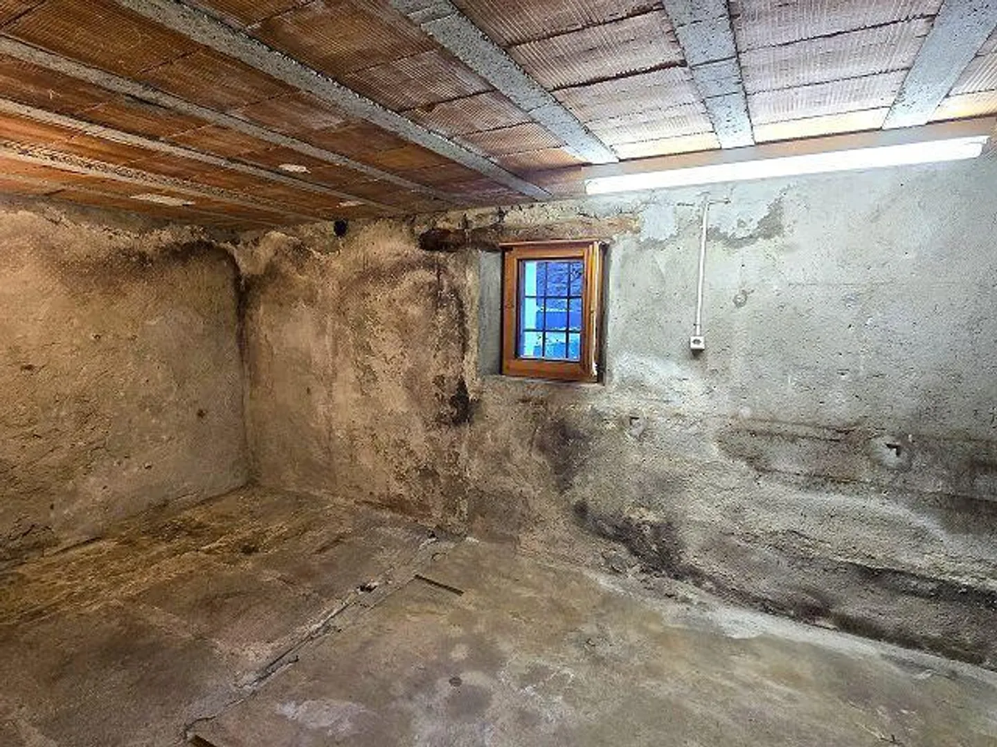 Maison de village 4 1/2 pièces avec jardin dans un emplacement très beau / C... - Photo 16 sur 36