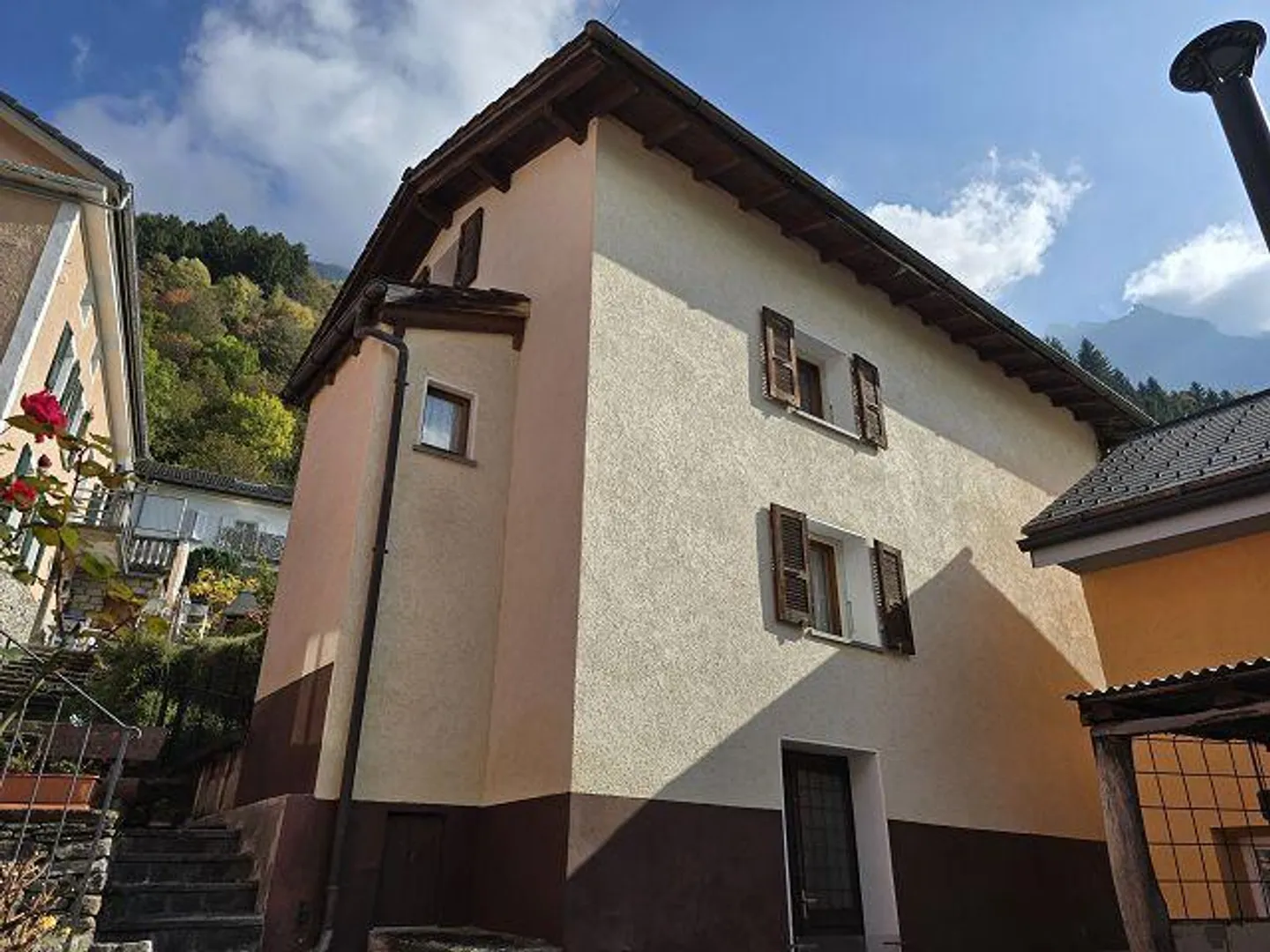Maison de village 4 1/2 pièces avec jardin dans un emplacement très beau / C... - Photo 30 sur 36