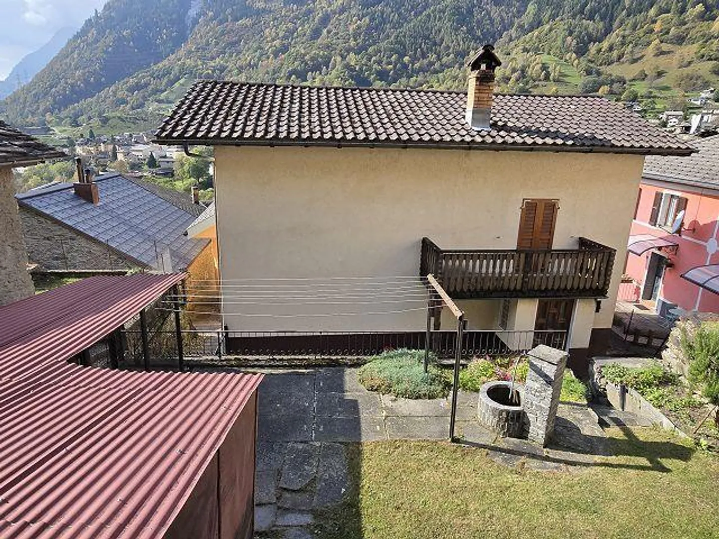 Maison de village 4 1/2 pièces avec jardin dans un emplacement très beau / C... - Photo 31 sur 36