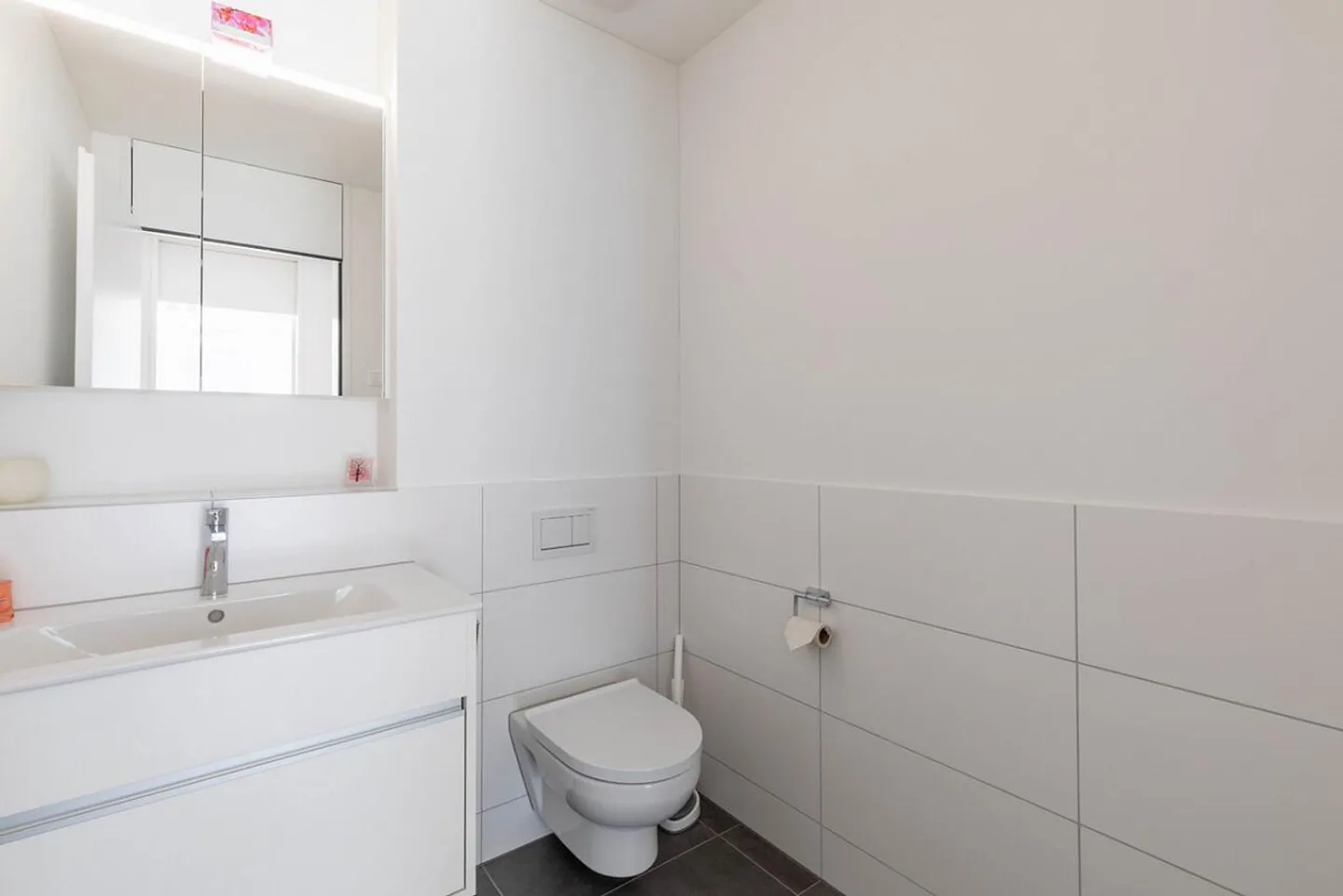 Superbe appartement de 3,5 pièces en rez-de-chaussée sur la pente sud du Sonnenberg - Photo 12 sur 16