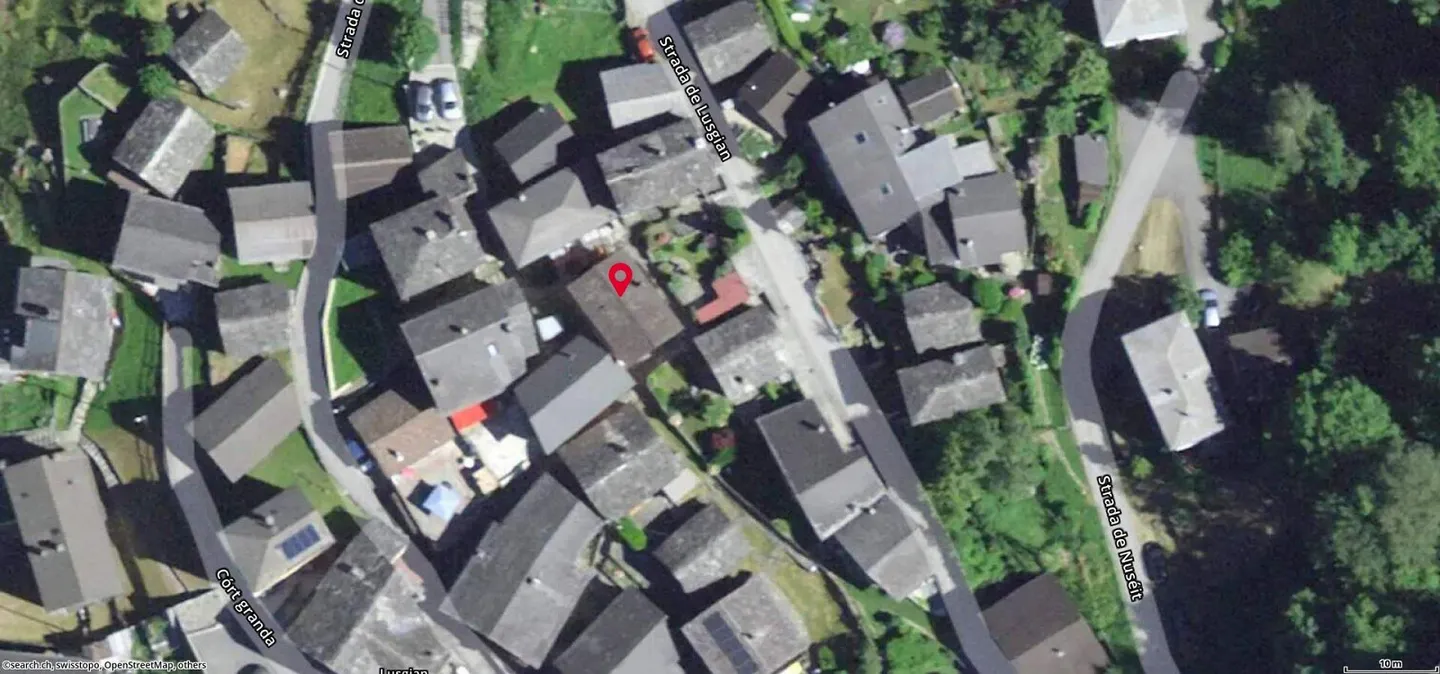 Maison de village 4 1/2 pièces avec jardin dans un emplacement très beau / C... - Photo 35 sur 36