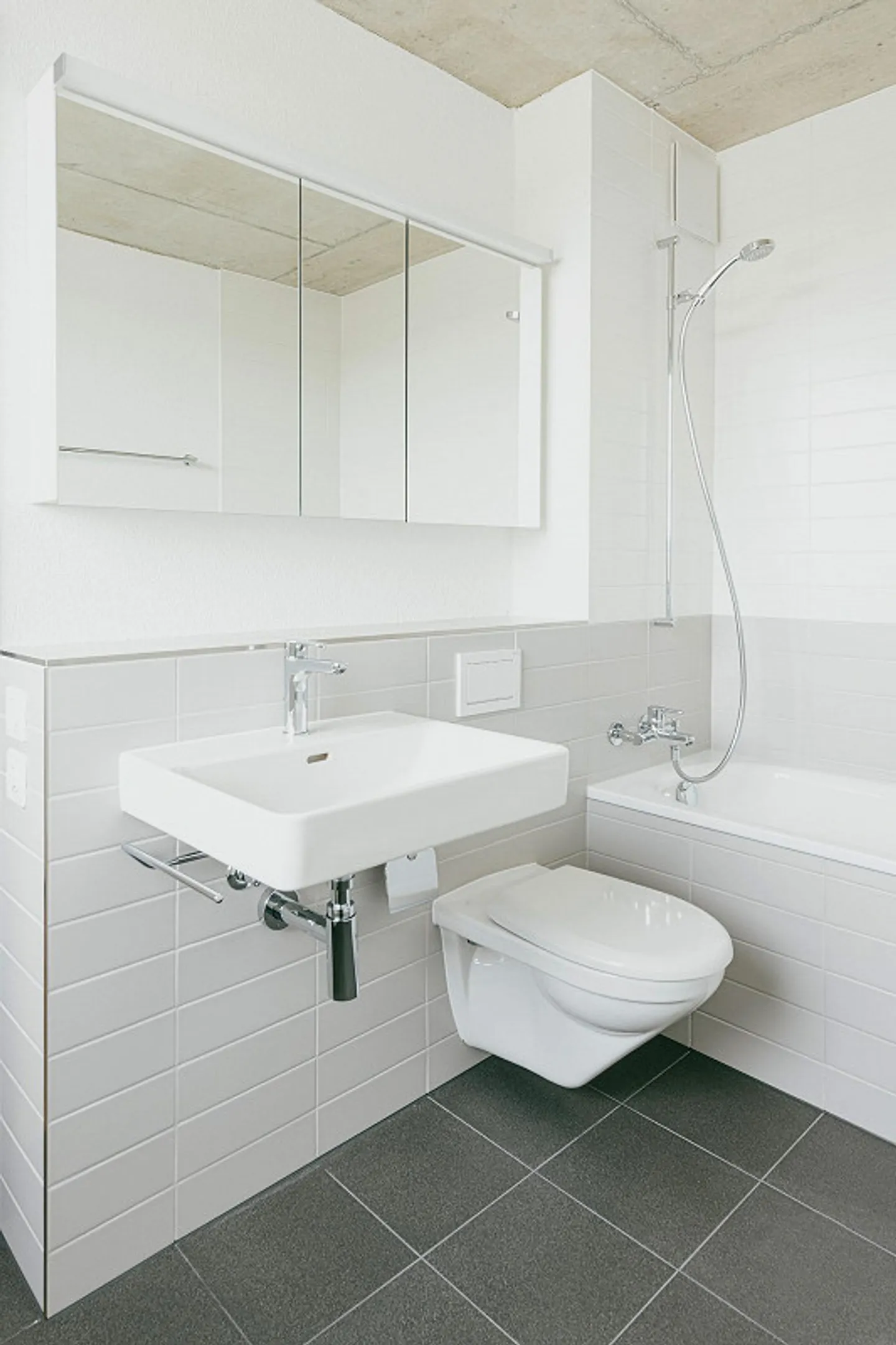 3.5-Zimmer-Attikawohnung in Niederuzwil - Foto 9 di 13