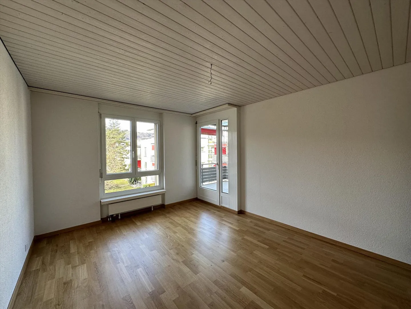 Ampio appartamento attico con panorama sulle Alpi - Foto 11 di 12