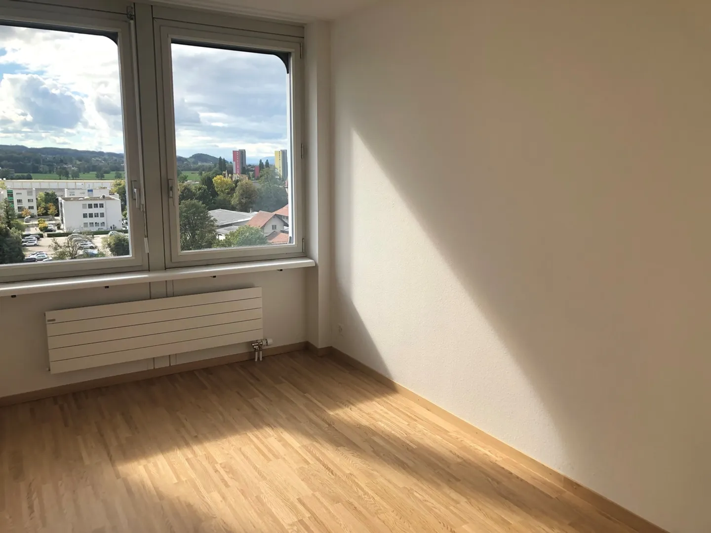 Dreamlike gallery apartment with breathtaking views! - Photo 7 of 10