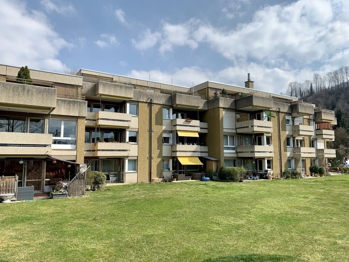 Ampio Spazio di Stoccaggio in Affitto - Foto 1 di 2