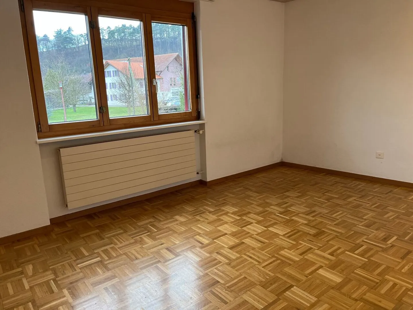 Appartamento di 5,5 locali al piano terra con terrazza - Foto 13 di 16