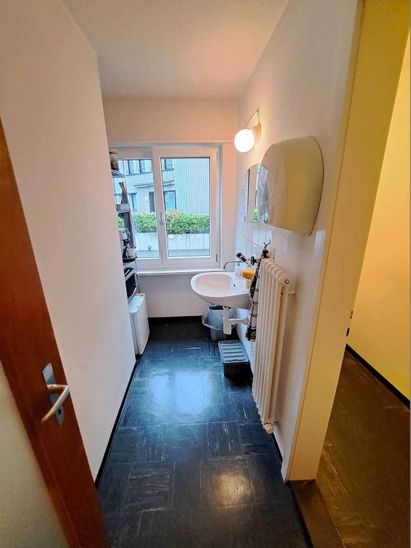 Unique office space in a prime location in Teufen! - Photo 8 of 10