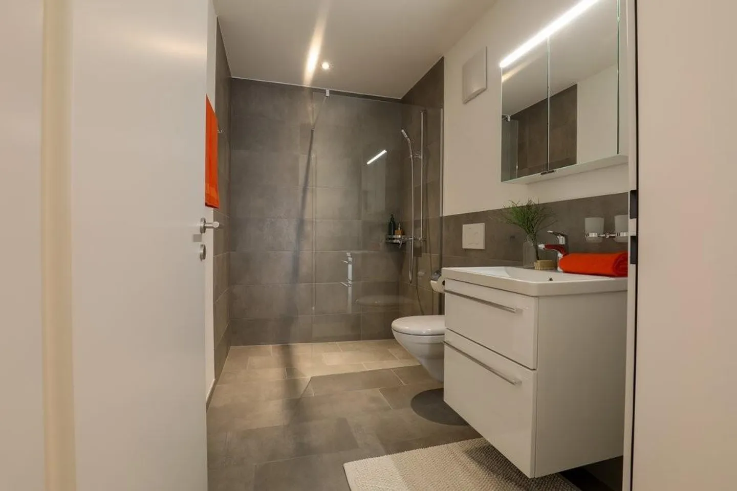 Modernes Apartment in Grünanlage - Foto 5 von 11