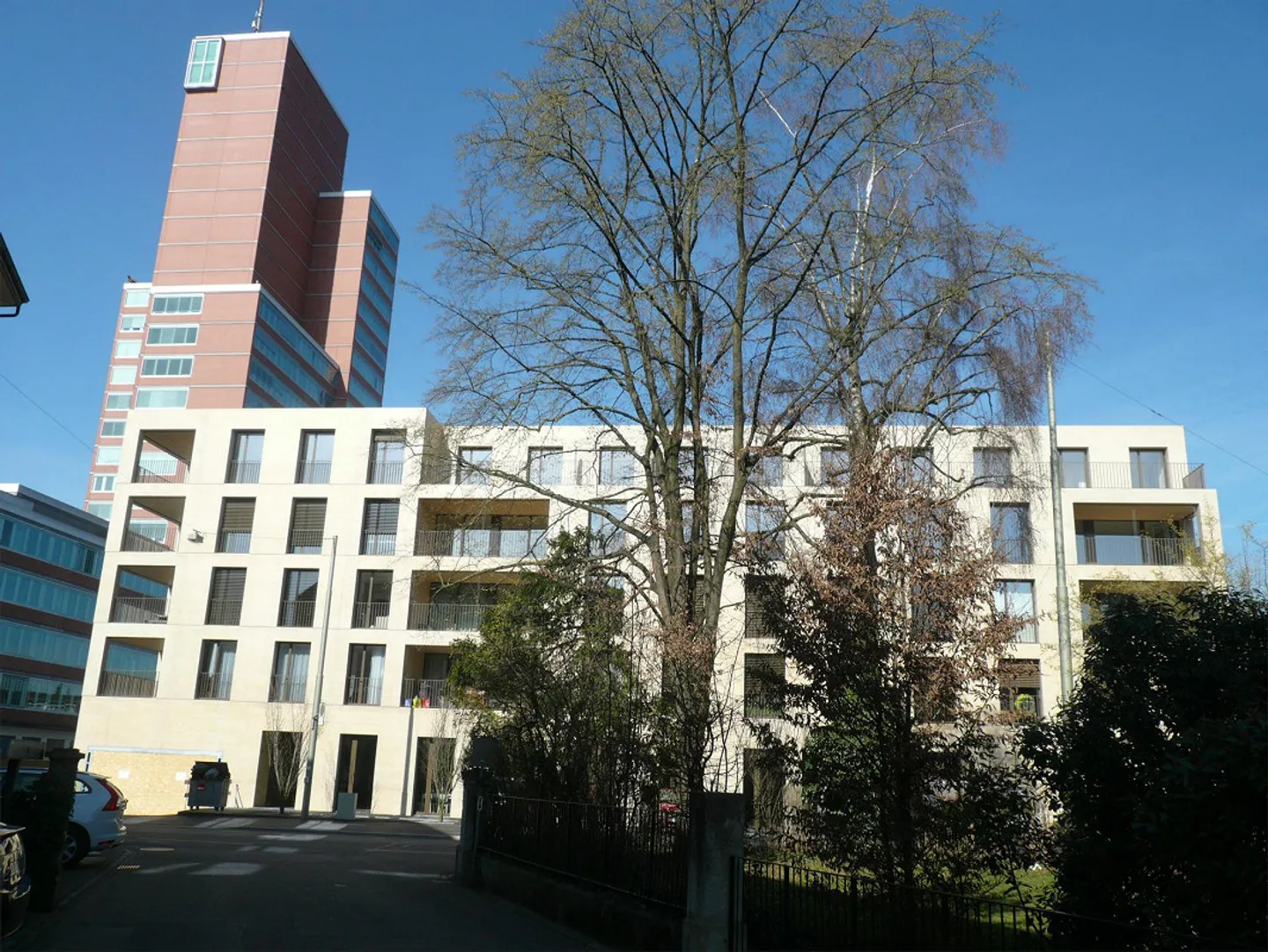 Dans le quartier de la vieille ville et de la gare - Photo 1 sur 11