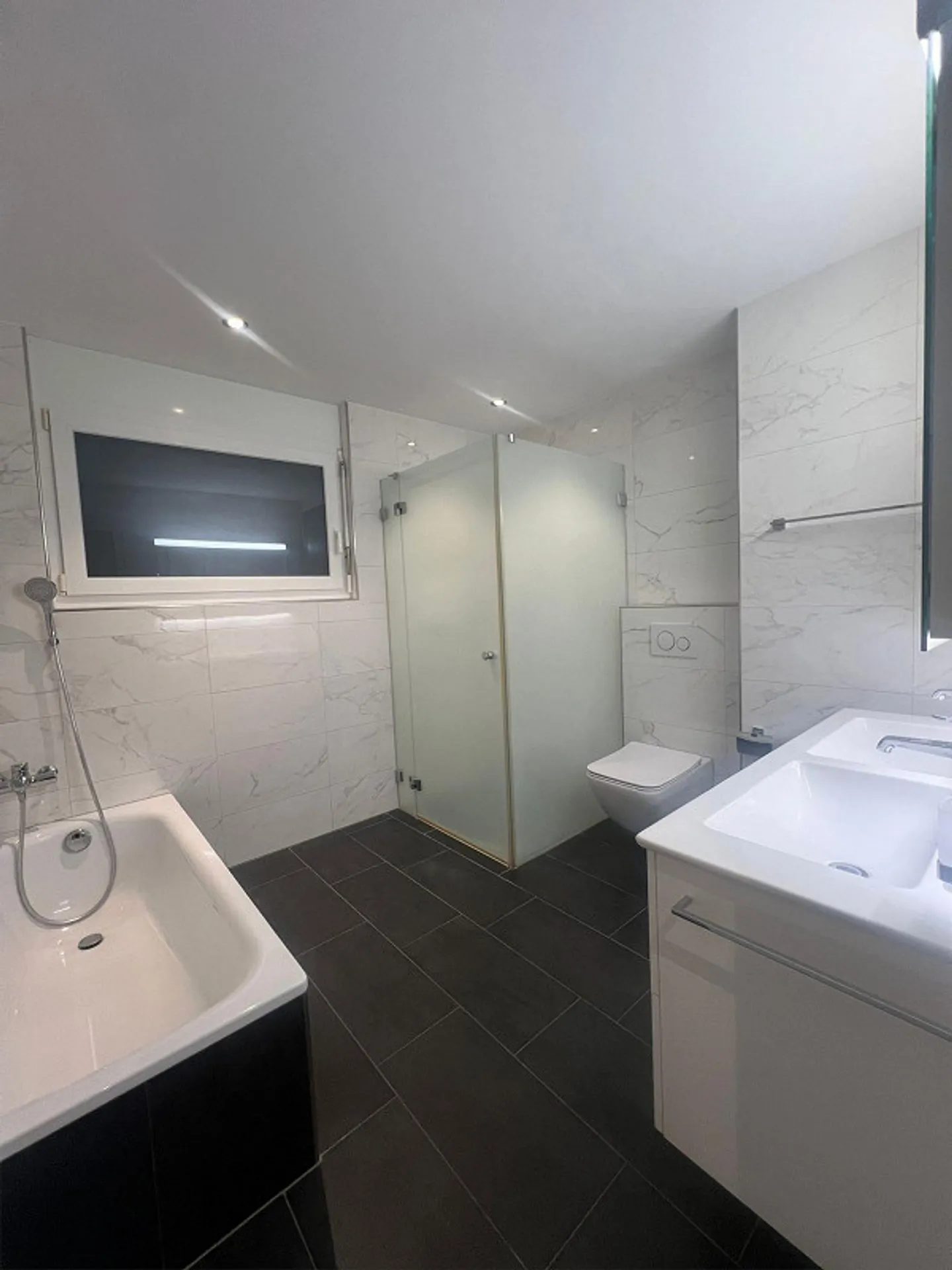 Appartamento giardino duplex di 4,5 stanze con balcone e giardino... - Foto 9 di 12