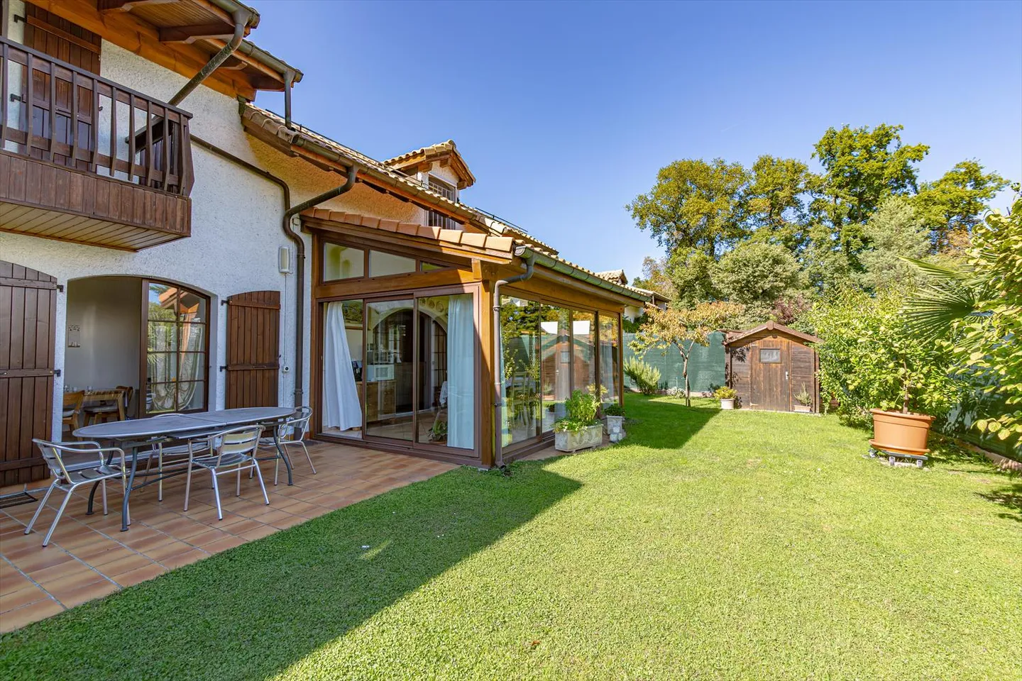 Affascinante Casa a Schiera a Bellevue - Foto 1 di 14