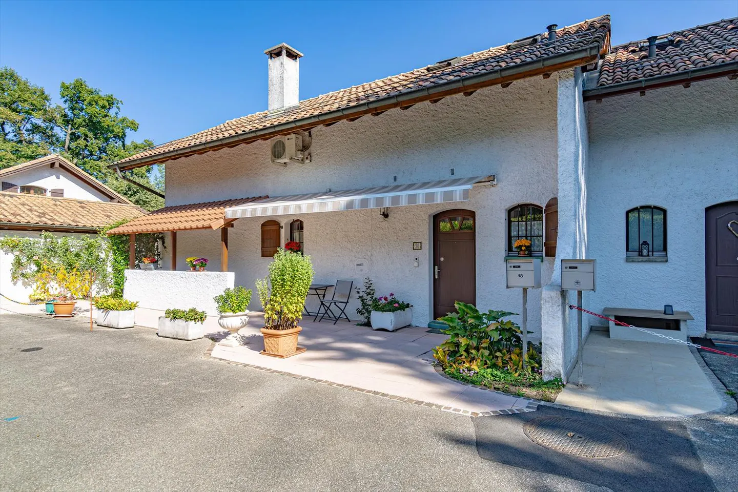 Affascinante Casa a Schiera a Bellevue - Foto 2 di 14