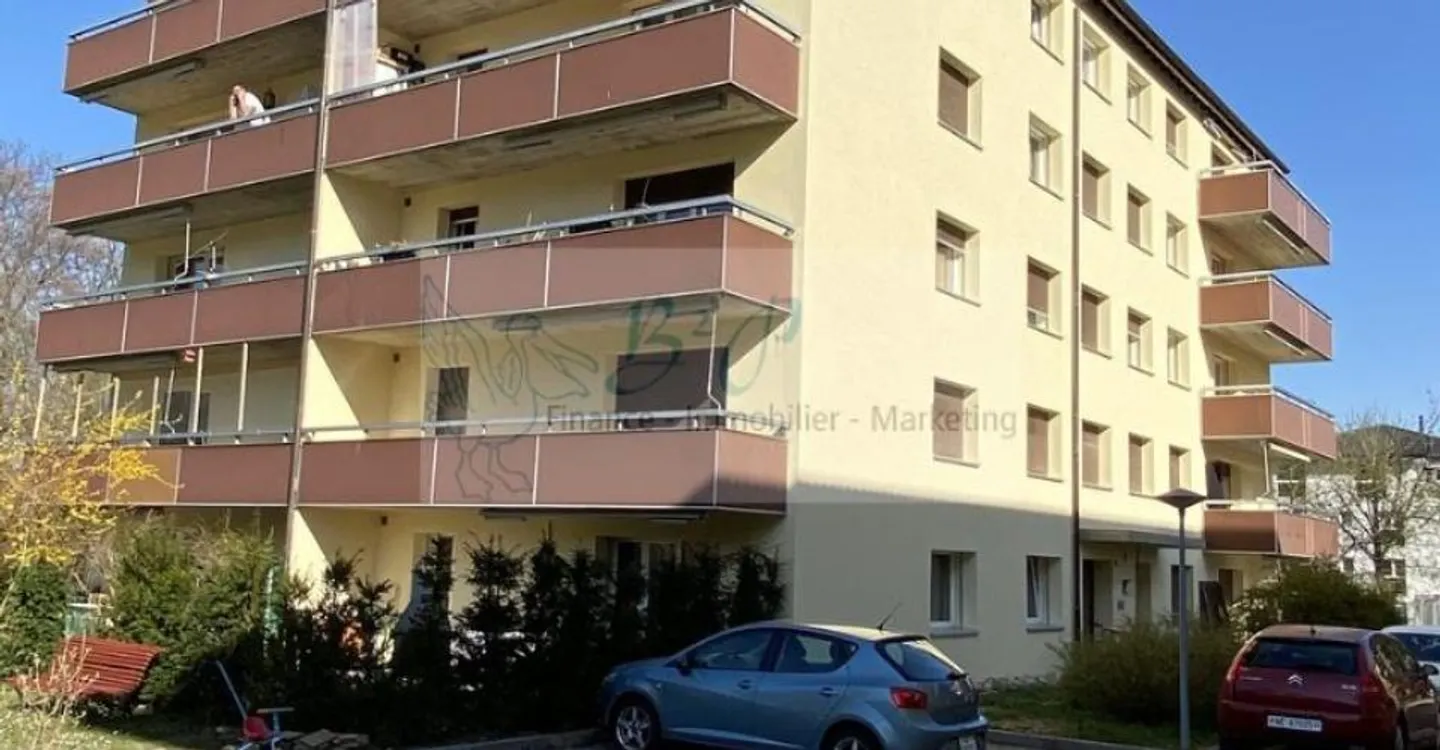 Un bel appartement de 3.5 pièces avec balcon est à louer ! - Photo 2 sur 9