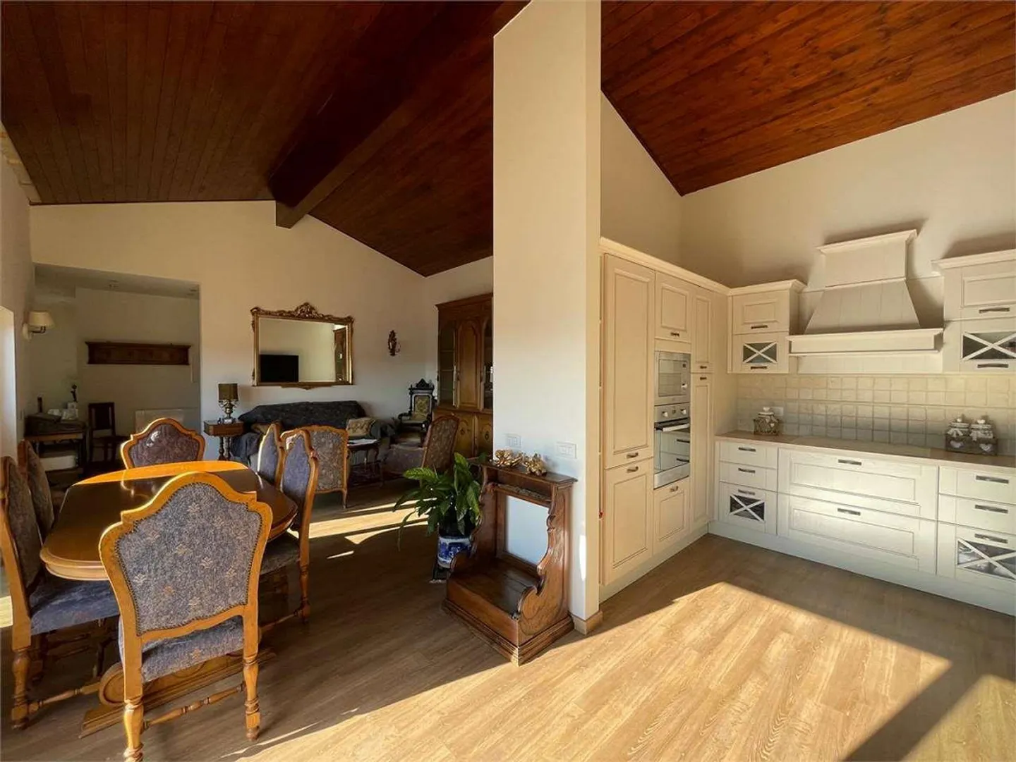 4 chambres meublées à Vacallo avec vue imprenable - Photo 3 sur 12