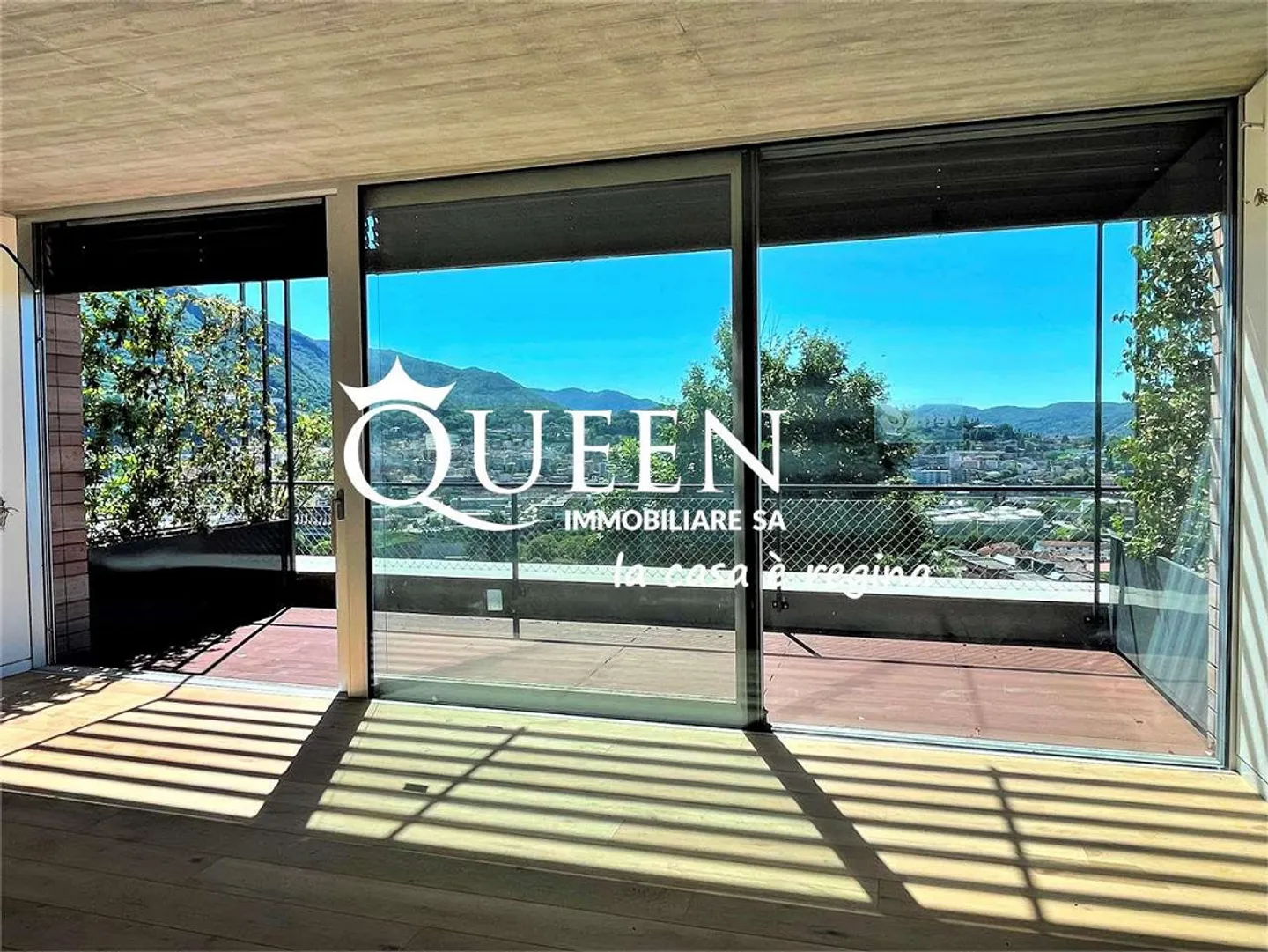 Rancate: Villa a terrazza con 4,5 stanze, 148 m², con vista splendida - Foto 2 di 11