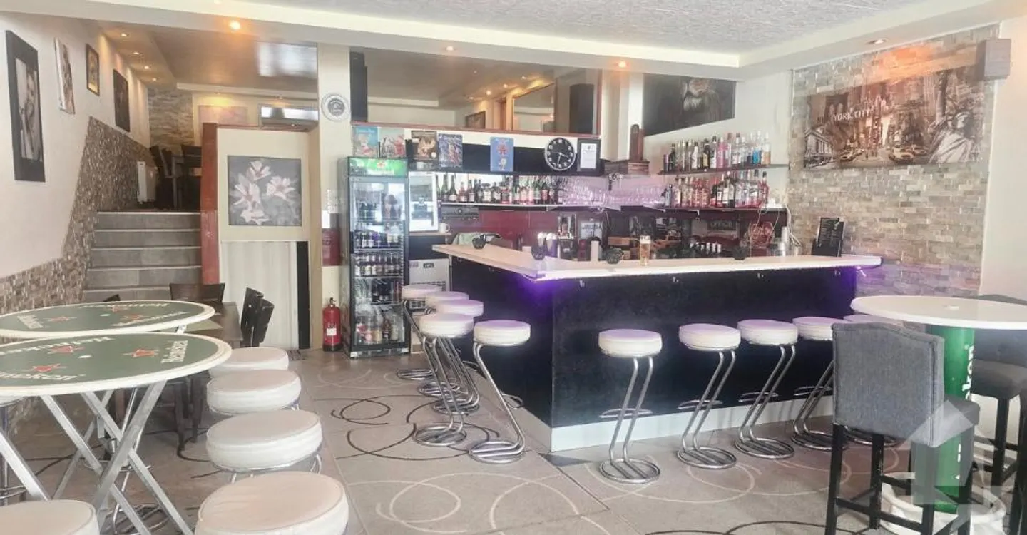 Café-Bar Incantevole ad Anzère - Foto 2 di 4