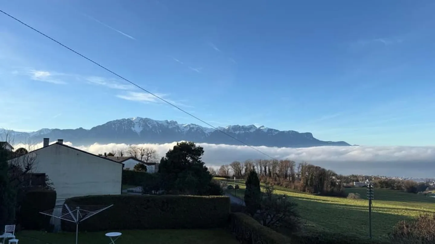 Wunderschönes Familienhaus in St-Légier mit Seeblick - Foto 12 von 13
