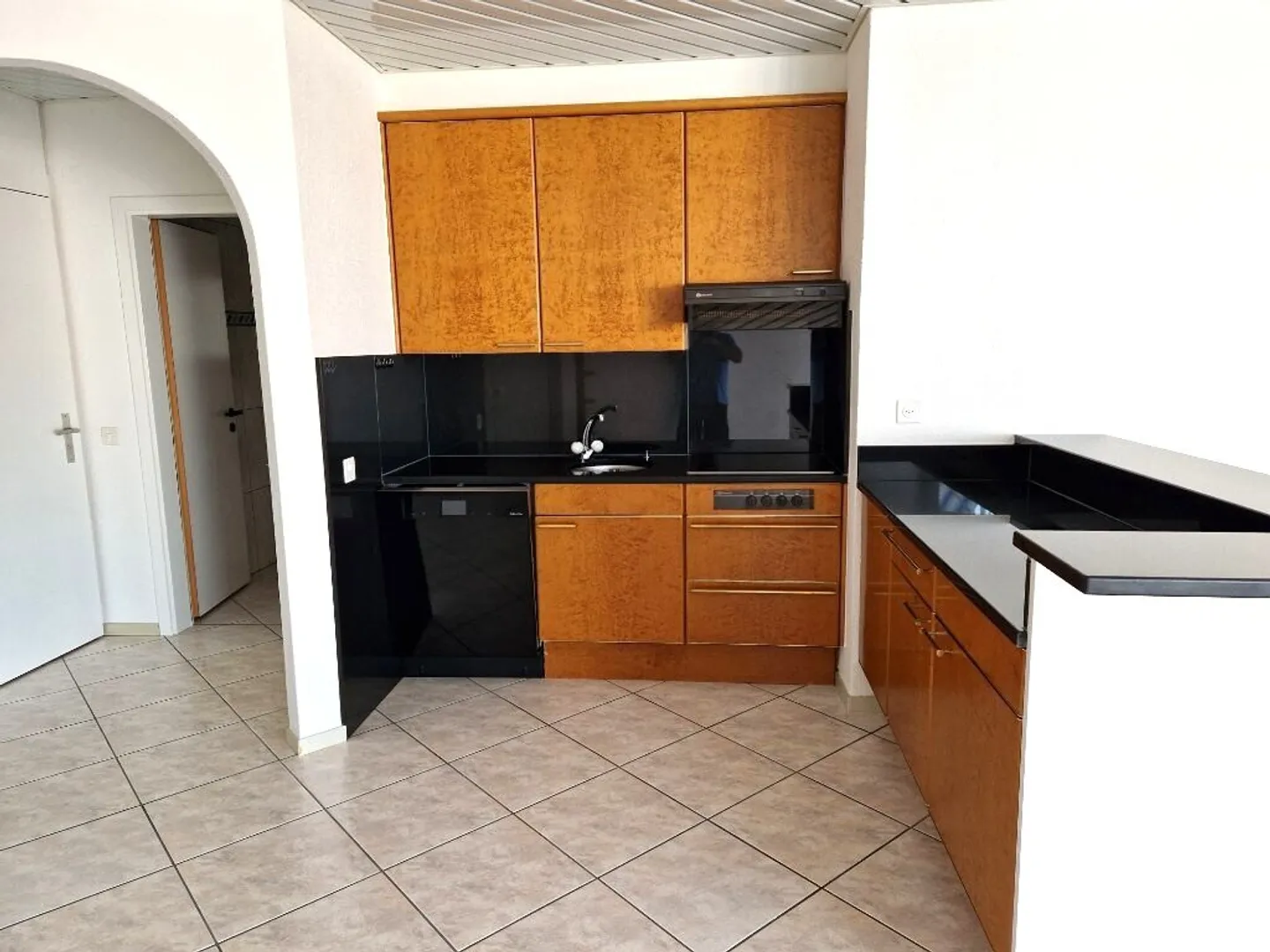 Direkt am See - 1,5-Zimmer-Wohnung mit Balkonen und Aufzug - Foto 3 von 8