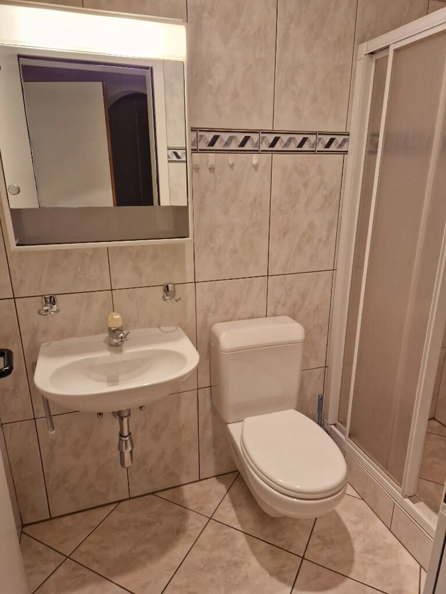 Direkt am See - 1,5-Zimmer-Wohnung mit Balkonen und Aufzug - Foto 6 von 8