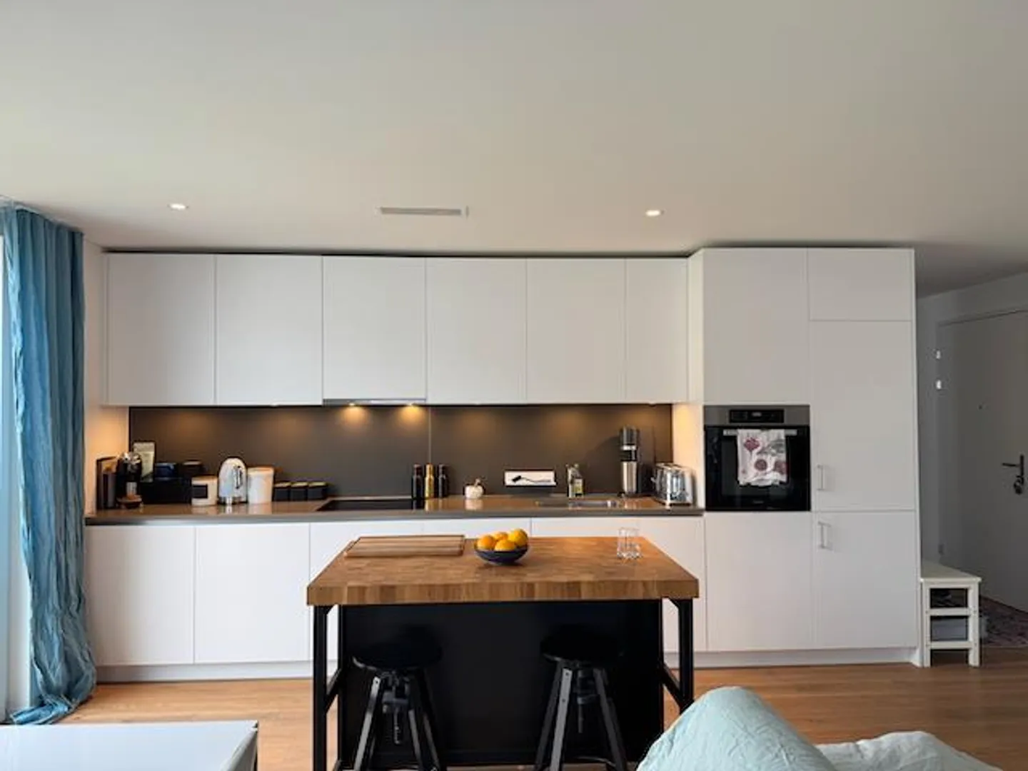 Subaffittuario per appartamento moderno di 3,5 stanze con standard Minergie a Zof - Foto 1 di 7