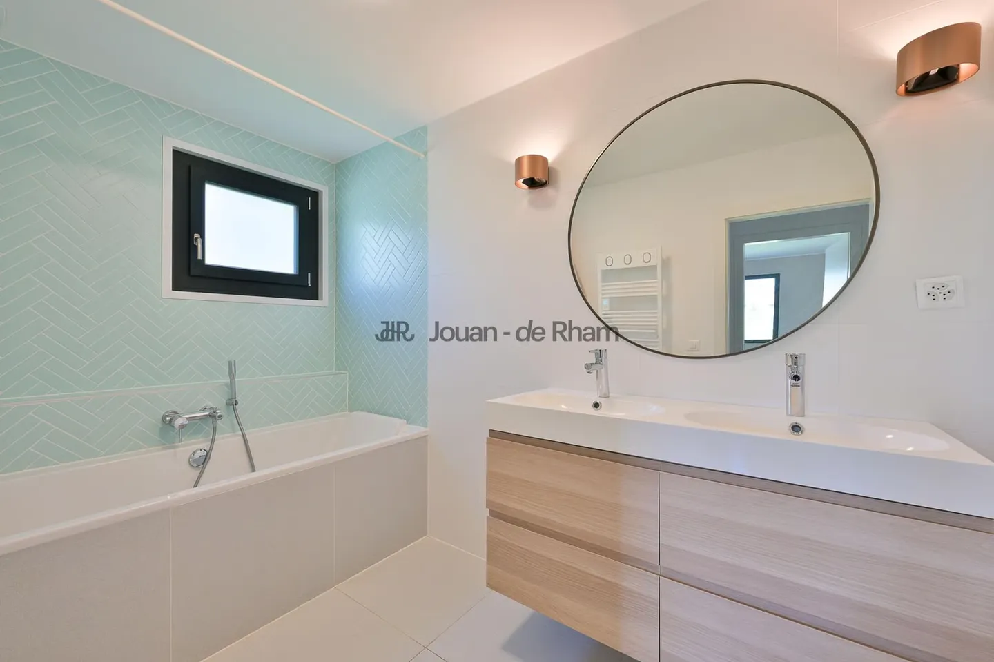 Crassier | Fully renovated family home - Photo 8 of 13