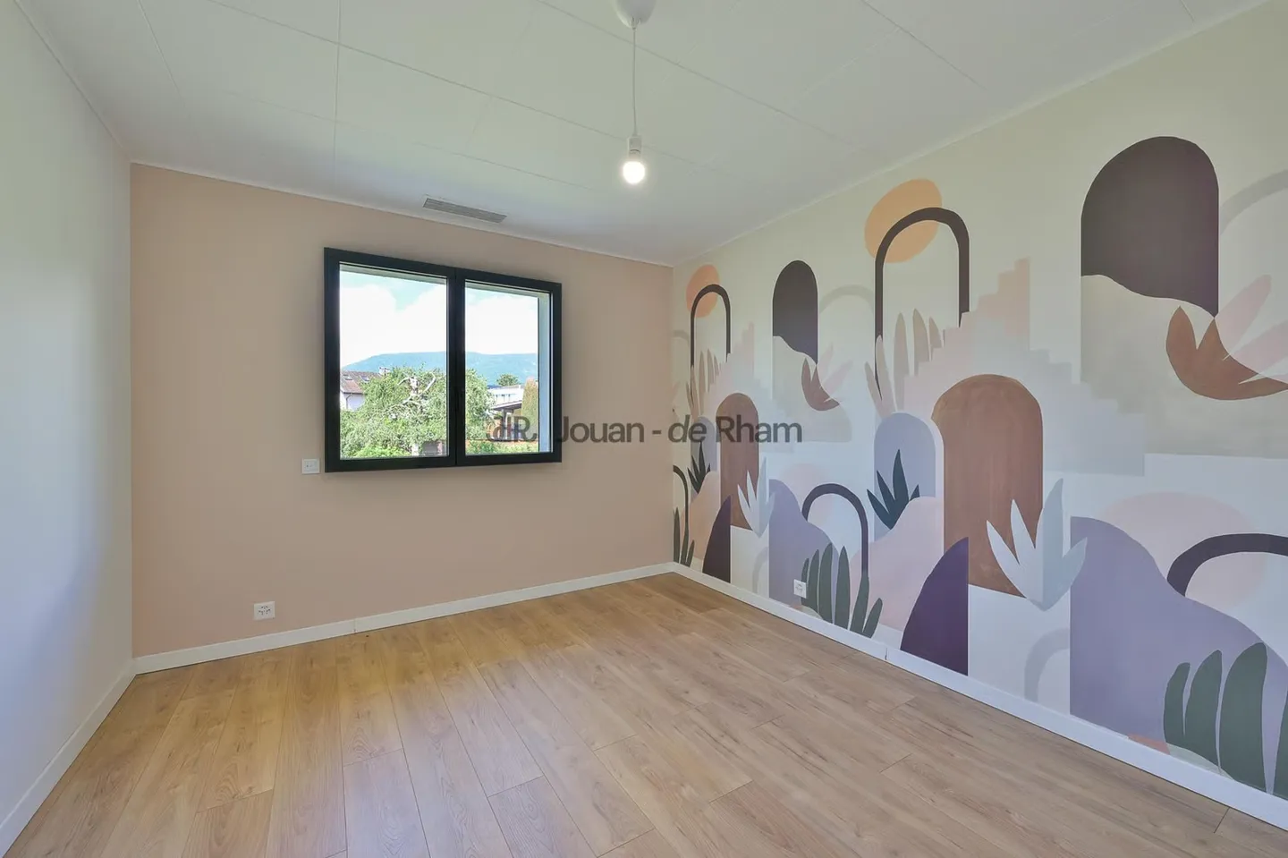 Crassier | Fully renovated family home - Photo 9 of 13