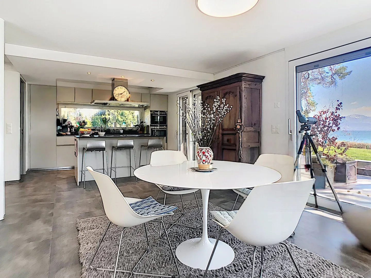 Maison 5.5 pièces - Photo 3 sur 13