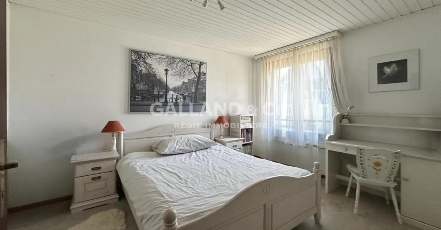Villa di 7,5 stanze - Spazio all'appuntamento - Foto 5 di 9