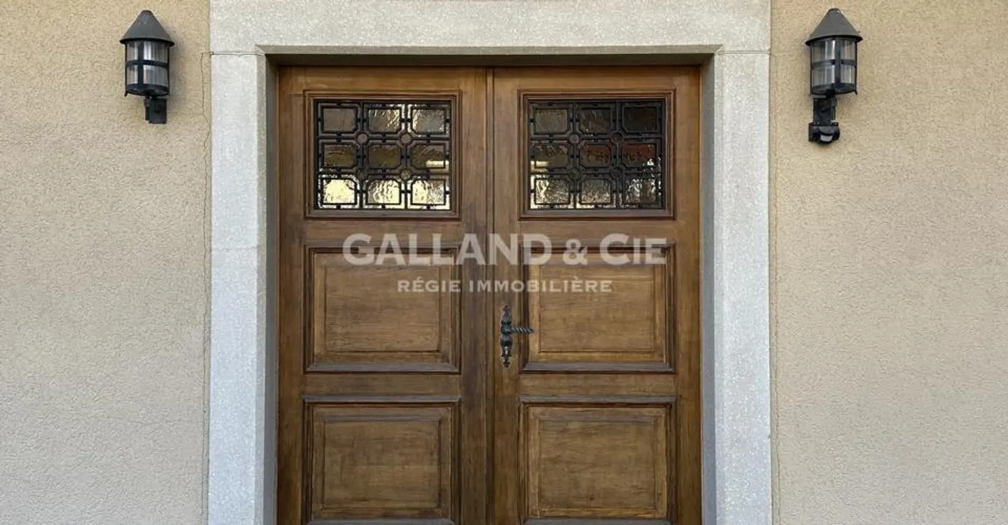 Villa di 7,5 stanze - Spazio all'appuntamento - Foto 9 di 9